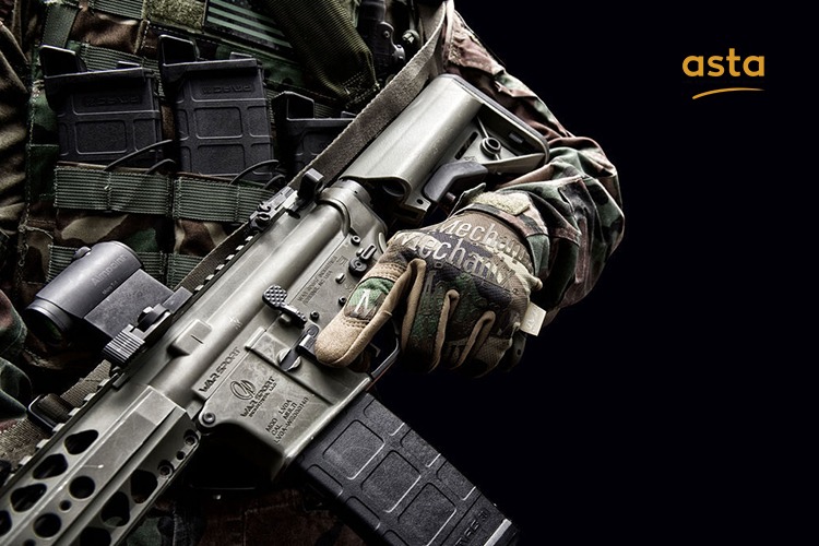 Sarung Tangan Militer Mechanix Wear: Inovasi yang Mendukung Kekuatan dan Kinerja Lapangan
